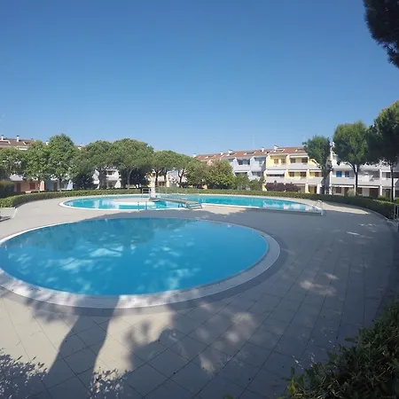 Villaggio Riviera - Agenzia Cocal カオルレ